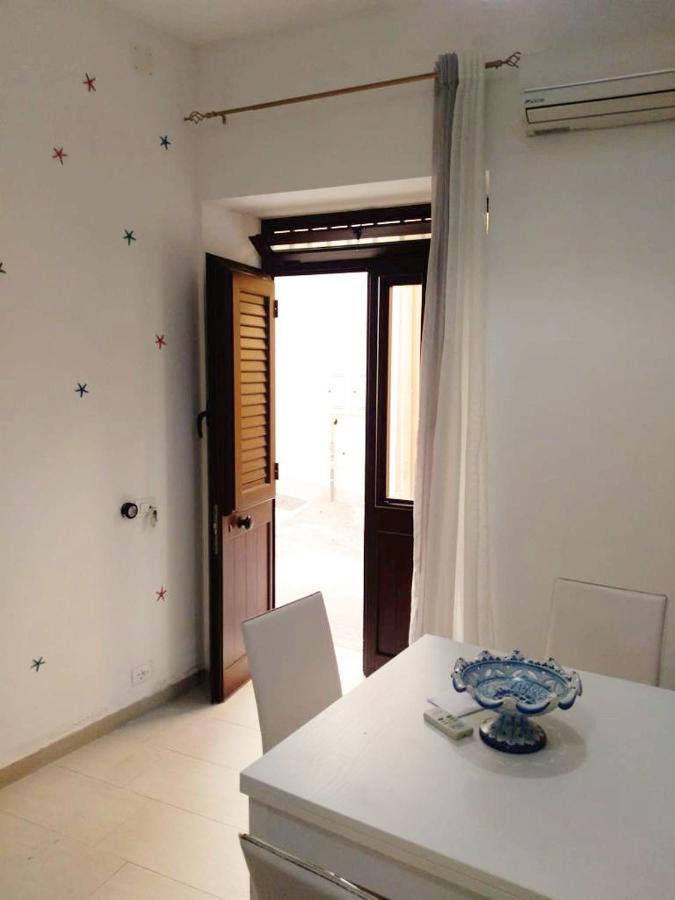 Casa Le Nereidi Apartment กัสเตลลัมมาเร เดล โกลโฟ ภายนอก รูปภาพ